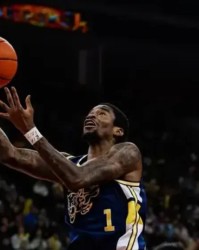 开云体育app下载-上海113-104淘汰广东 球员评价：萨姆纳优秀，4人及格，4人低迷|黄明依|杨溢|王少杰|奎因|徐杰_新浪体育_新浪新闻